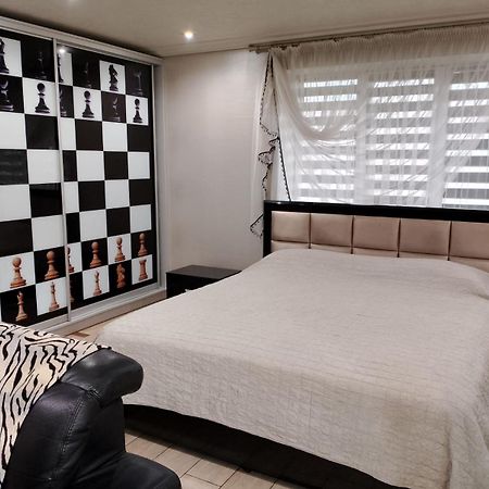 Apartment At Kvitka Polonyny Солочин Экстерьер фото