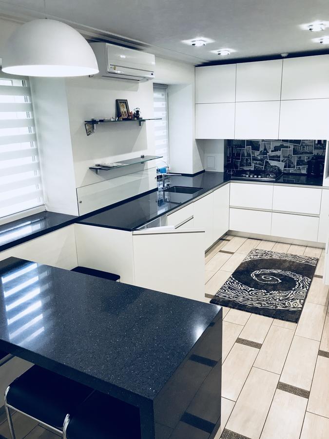Apartment At Kvitka Polonyny Солочин Экстерьер фото